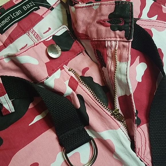 Fly Pink Camo Stretch Twill Bermudas 💗🖤💗 - Picture 7 of 8